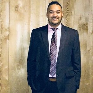 Meet your Posher, Zach